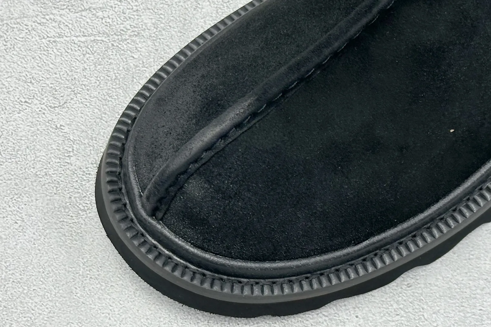 🐲💰 480 supports store UGG2025 spring new Hybird Tasman series men's shoes# The upper is made of cow split layer, the inner breathable mesh, the ugg traditional Eva light wing outsole, the coexistence of class and comfort, slip-on design, easy to put on and take off, paired with wide-leg workwear, American retro Barn style, easy to style, the style is not defined, and the matching does not have to be limited!   Item No.: 1166913 Size: 40-44